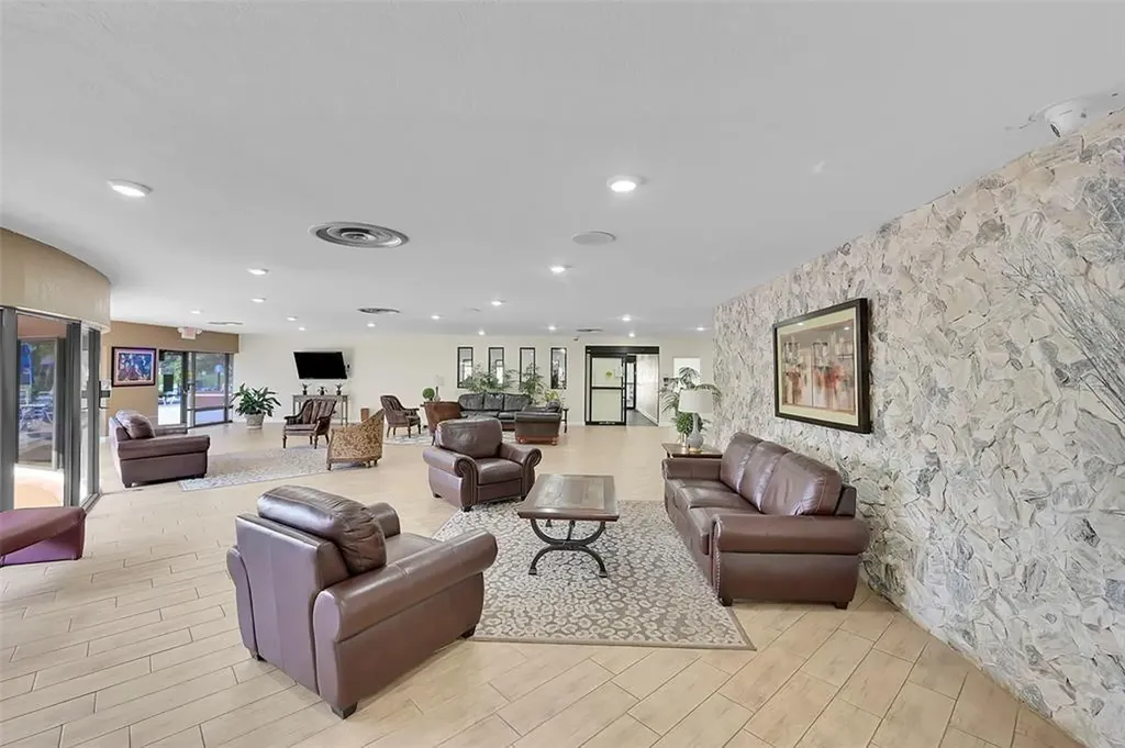 9481 Sunrise Lakes Boulevard Sunrise FL 33322