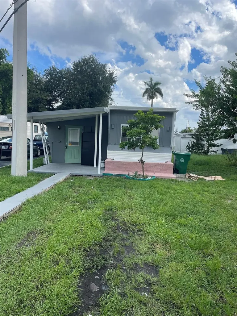 8556 Berkley Drive Davie FL 33324