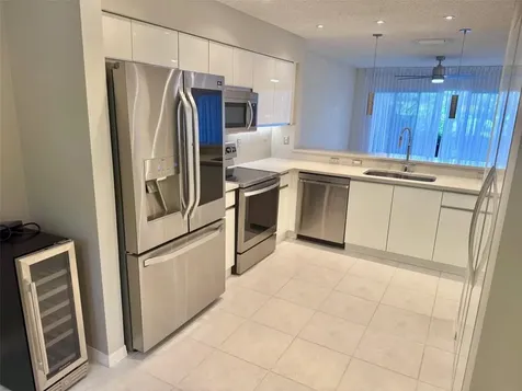 1654 SW 109th Terrace Davie FL 33324