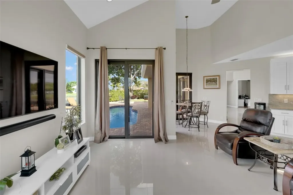 22280 Tupelo Place Boca Raton FL 33428