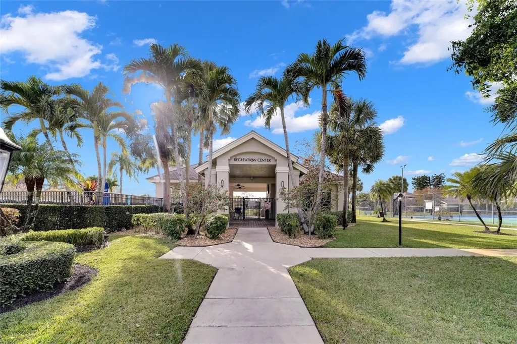 22280 Tupelo Place Boca Raton FL 33428