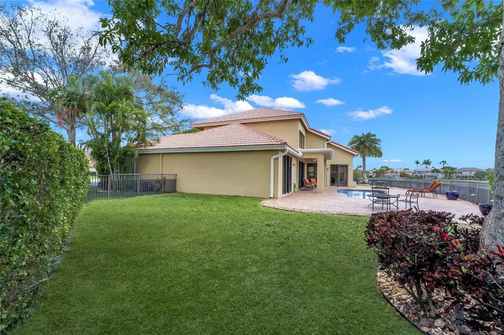 22280 Tupelo Place Boca Raton FL 33428