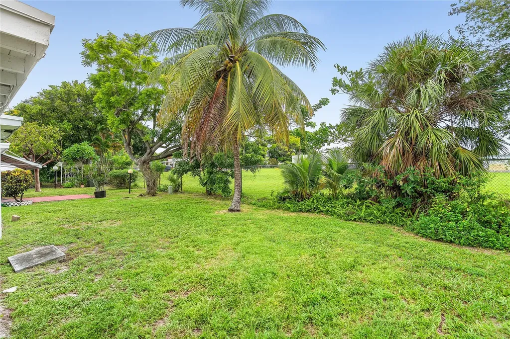 170 NW 27th Street Pompano Beach FL 33064
