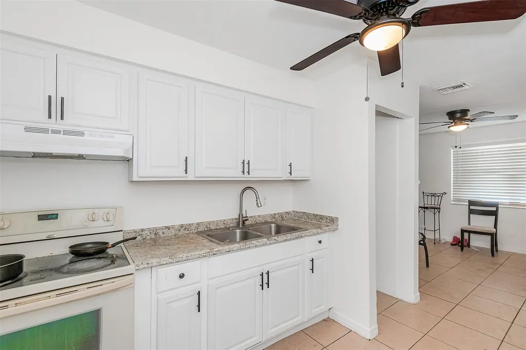 404 NE 4th Street Pompano Beach FL 33060