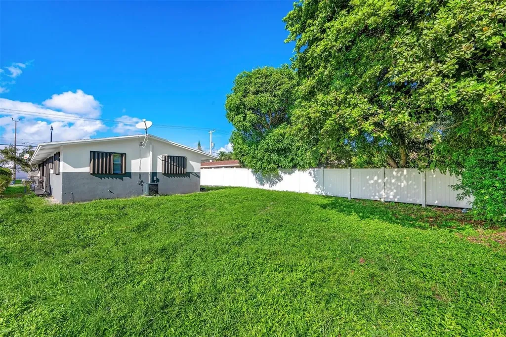404 NE 4th Street Pompano Beach FL 33060