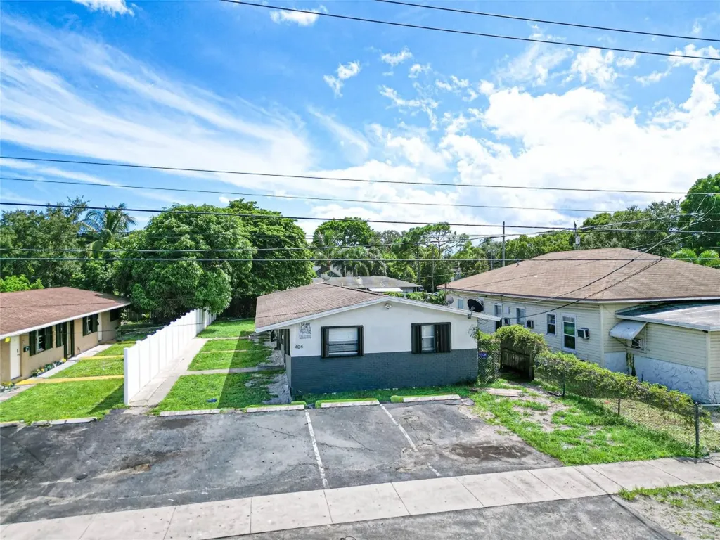 404 NE 4th Street Pompano Beach FL 33060