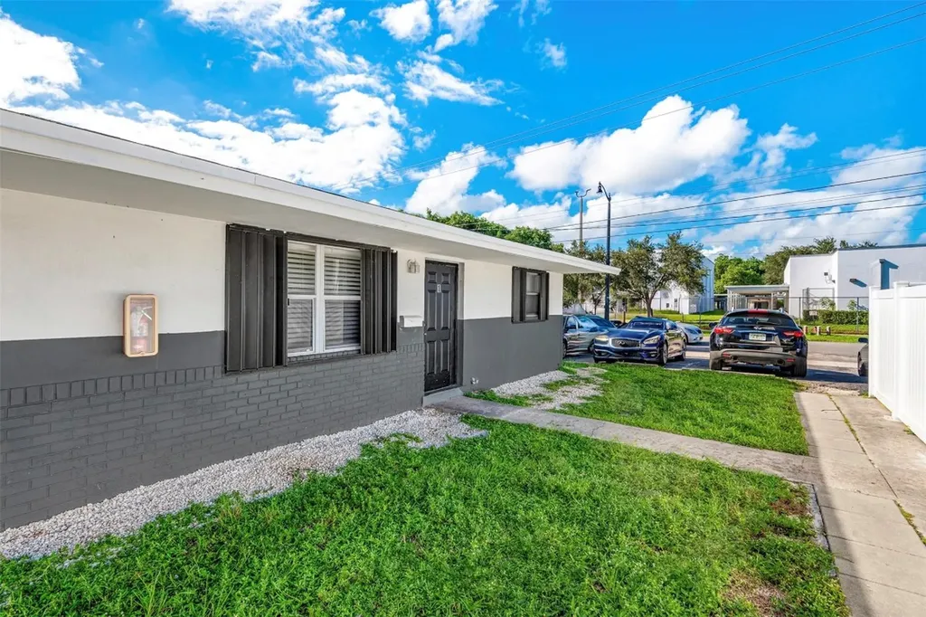 404 NE 4th Street Pompano Beach FL 33060
