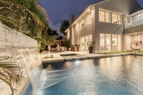 524 Poinciana Drive Fort Lauderdale FL 33301