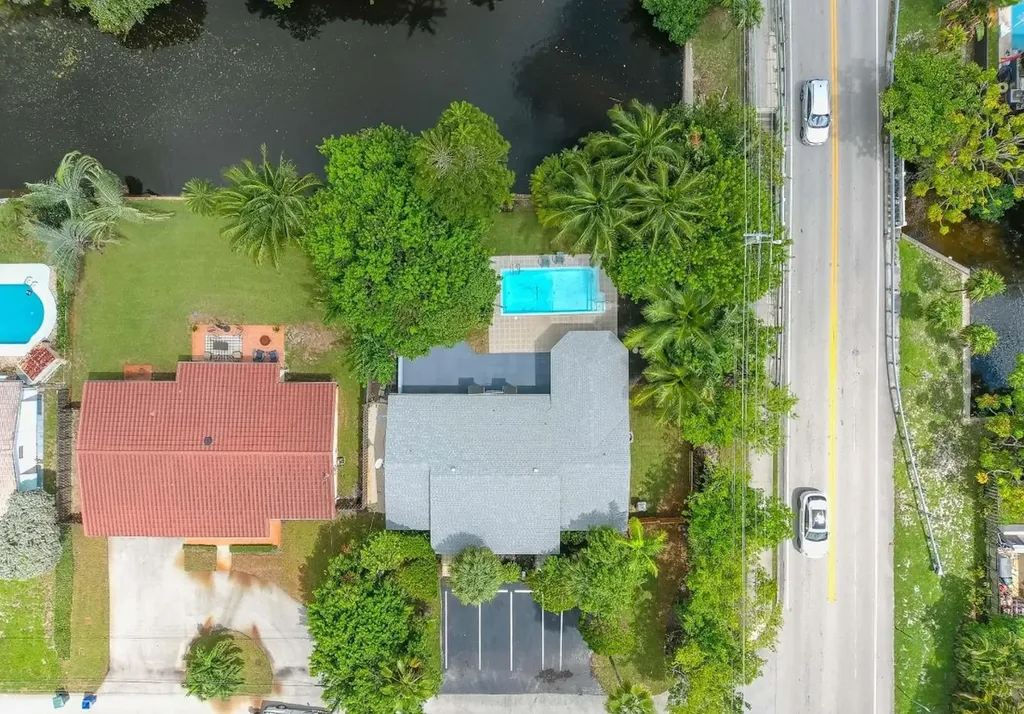 4500 NE 15th Avenue Oakland Park FL 33334