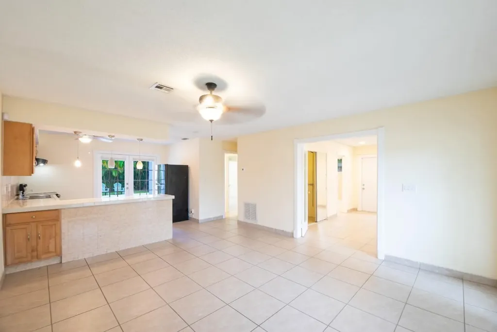 4500 NE 15th Avenue Oakland Park FL 33334