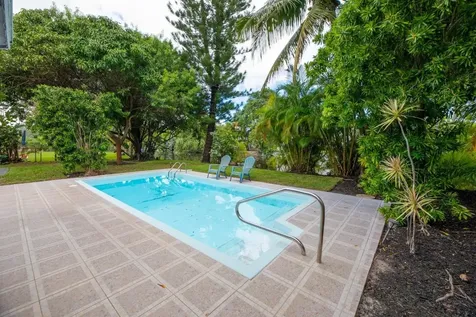 4500 NE 15th Avenue Oakland Park FL 33334