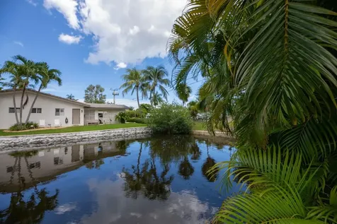 4500 NE 15th Avenue Oakland Park FL 33334