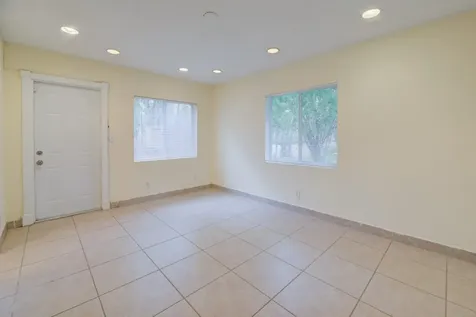 4500 NE 15th Avenue Oakland Park FL 33334