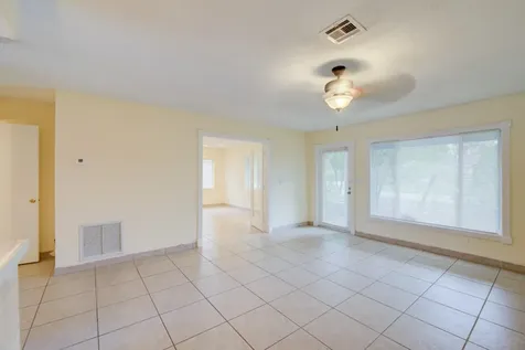 4500 NE 15th Avenue Oakland Park FL 33334