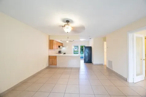 4500 NE 15th Avenue Oakland Park FL 33334
