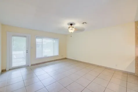 4500 NE 15th Avenue Oakland Park FL 33334
