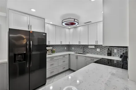1904 Bermuda Creek Coconut Creek FL 33066
