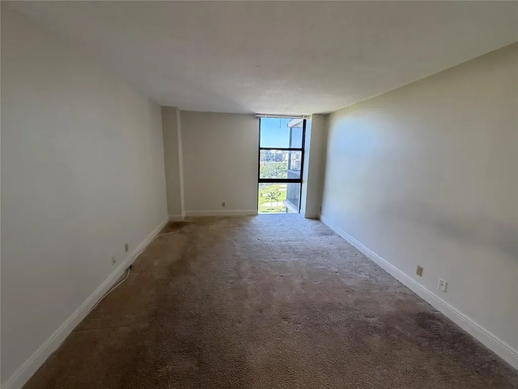 20335 W Country Club Drive Aventura FL 33180