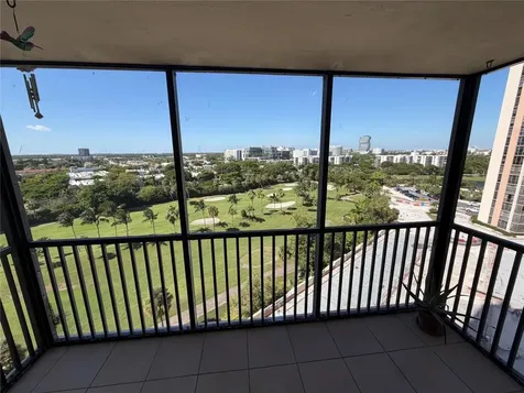 20335 W Country Club Drive Aventura FL 33180