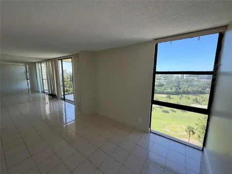 20335 W Country Club Drive Aventura FL 33180