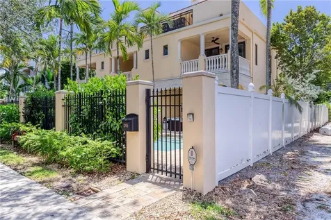 1206 NE 1st Street Fort Lauderdale FL 33301
