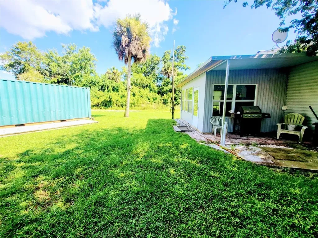 1048 Arvin Lane Moore Haven FL 33471
