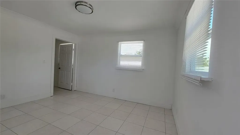 266 NE 42nd Street Deerfield Beach FL 33064