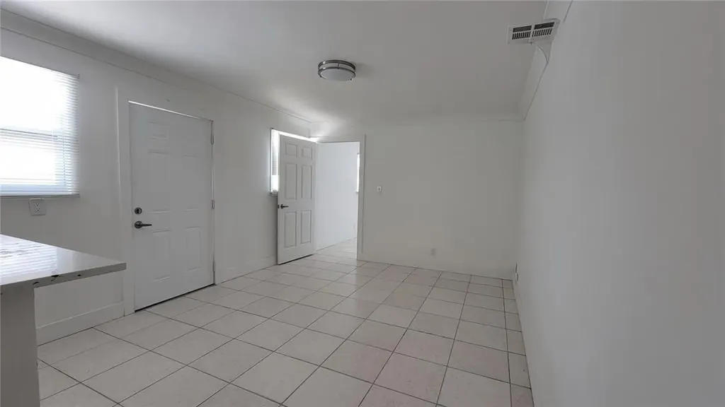 266 NE 42nd Street Deerfield Beach FL 33064
