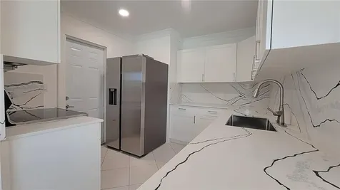 266 NE 42nd Street Deerfield Beach FL 33064
