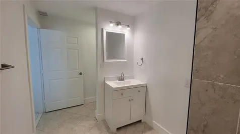 266 NE 42nd Street Deerfield Beach FL 33064