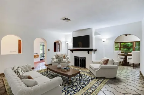1022 SE 12th Way Fort Lauderdale FL 33316