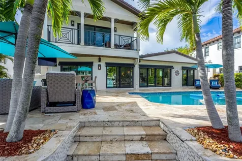 2541 NE 48th Street Lighthouse Point FL 33064