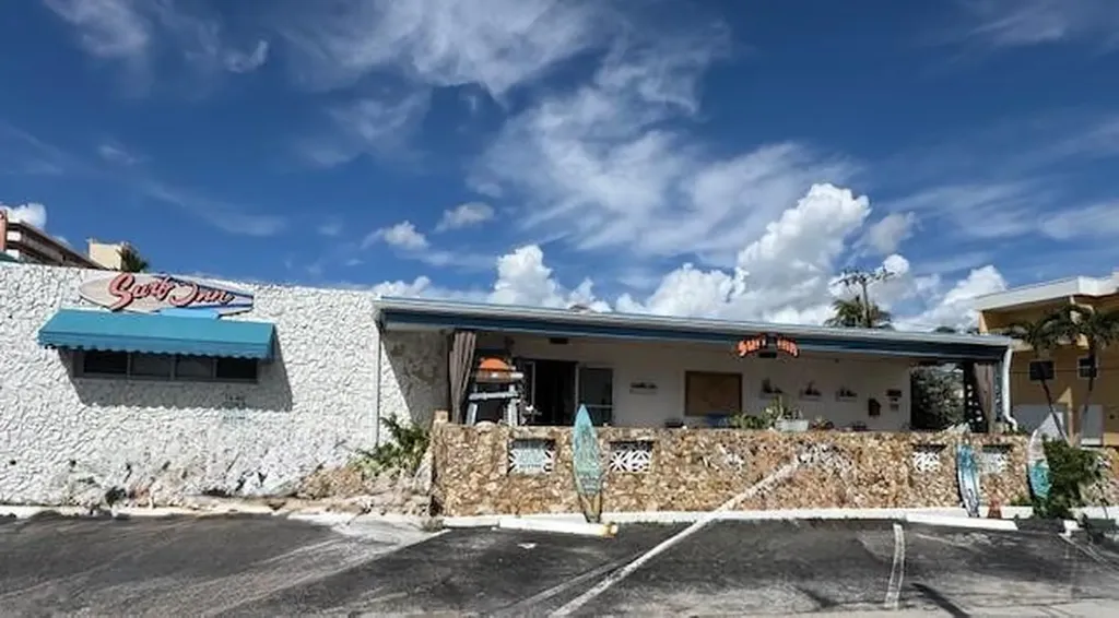 308 Monroe Street Hollywood FL 33019