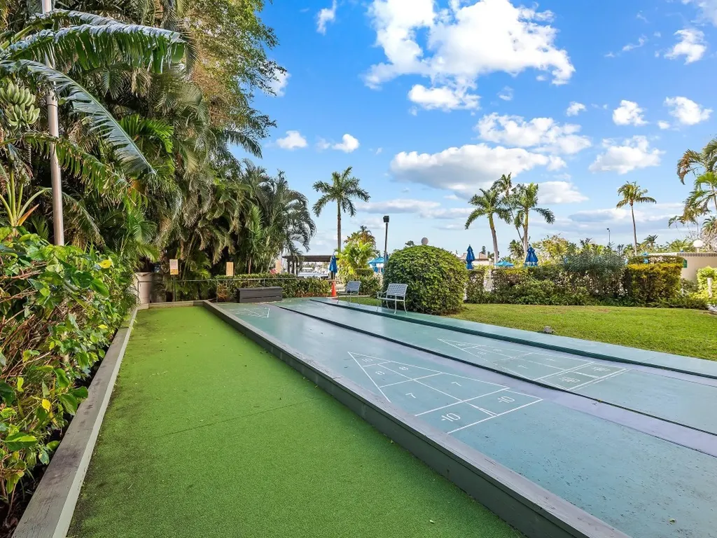 3233 NE 34th Street Fort Lauderdale FL 33308