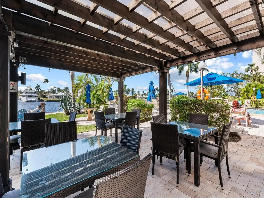 3233 NE 34th Street Fort Lauderdale FL 33308
