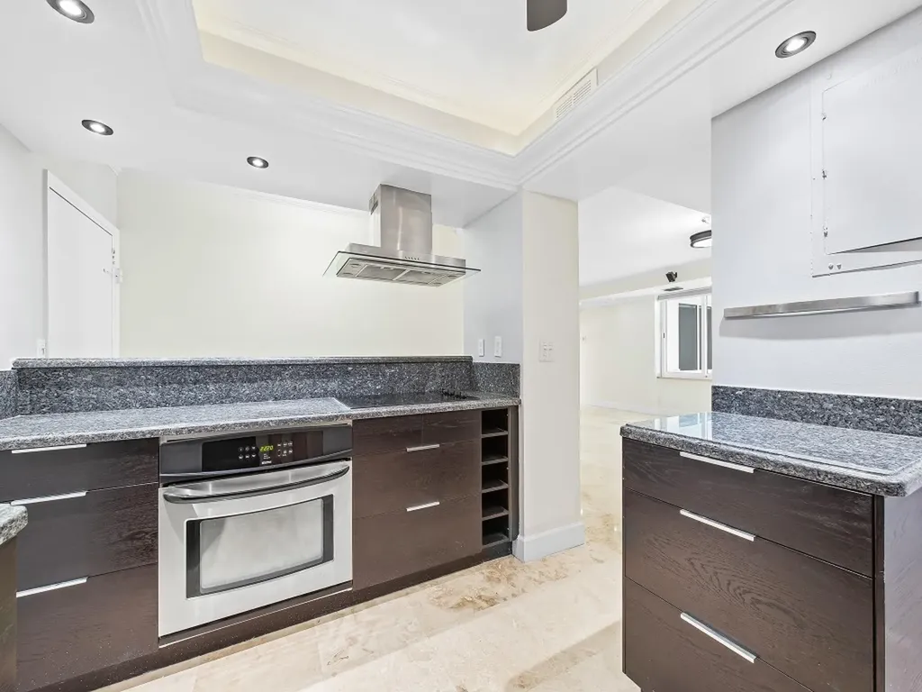 3233 NE 34th Street Fort Lauderdale FL 33308