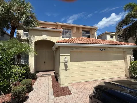 9069 Dupont Place Wellington FL 33414