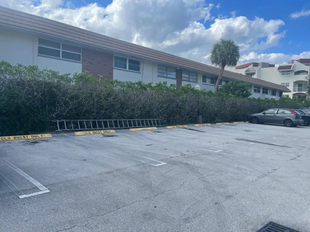 2840 14th Street Causeway Pompano Beach FL 33062