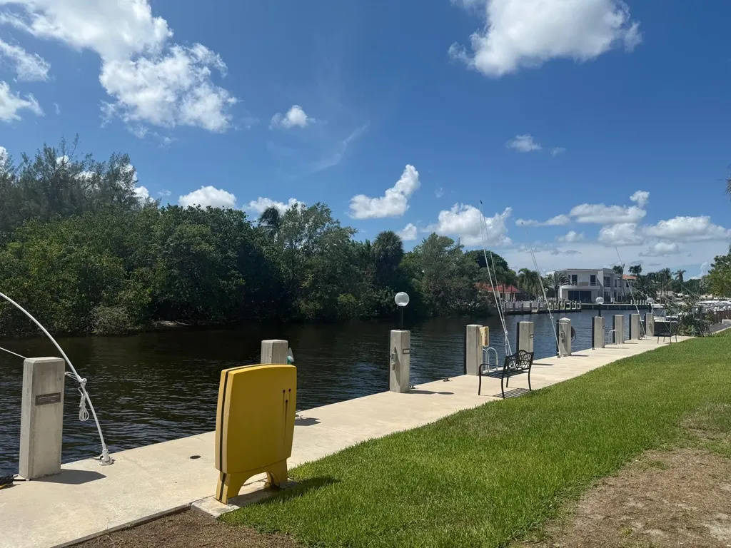 2840 14th Street Causeway Pompano Beach FL 33062