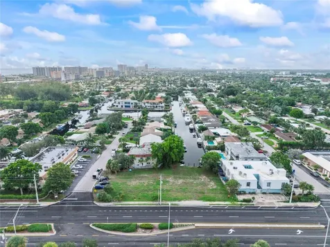 2716 NE 14th Street Causeway Pompano Beach FL 33062