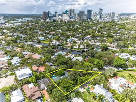 1017 SE 13th Terrace Fort Lauderdale FL 33316