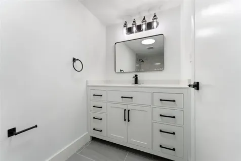441 NE 195th Street Miami FL 33179