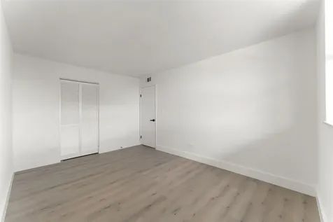441 NE 195th Street Miami FL 33179