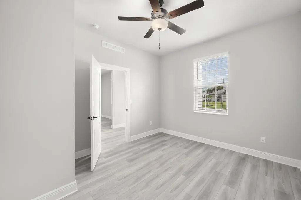 3782 SW Kaiser Street Port St Lucie FL 34953