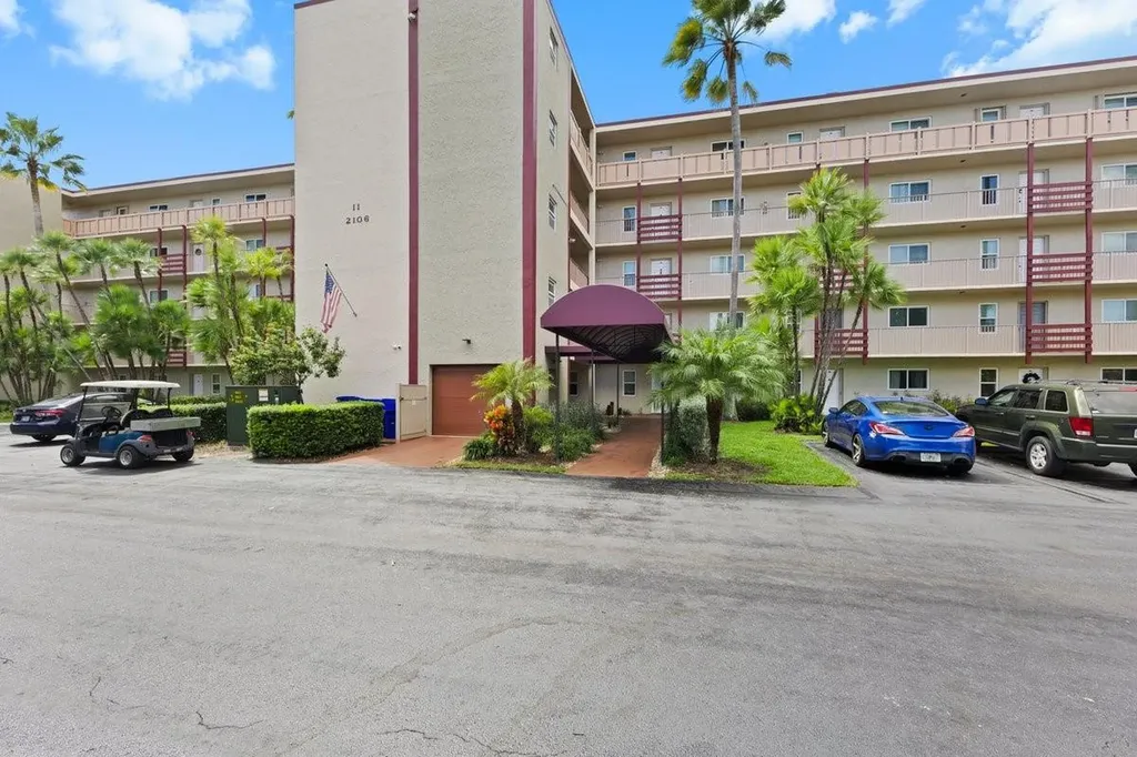 2106 S Cypress Bend Drive Pompano Beach FL 33069