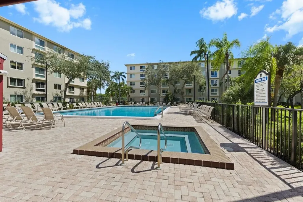 2106 S Cypress Bend Drive Pompano Beach FL 33069