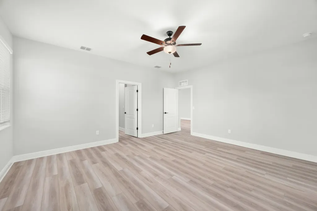 242 SW Glen Road Port St Lucie FL 34953