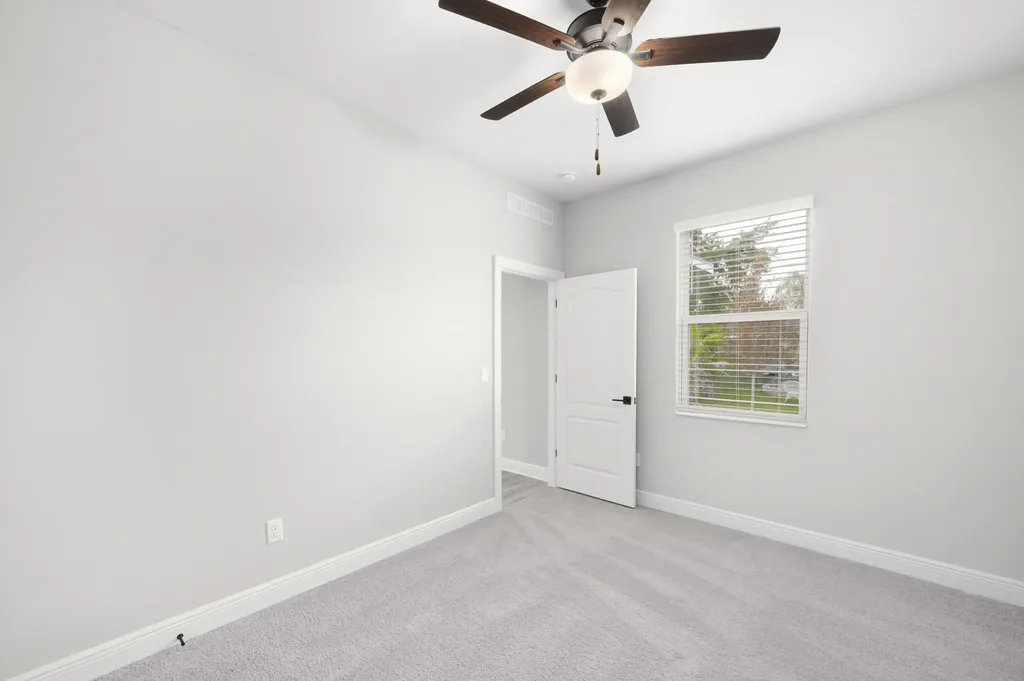 4562 SW Daemon Street Port St Lucie FL 34953