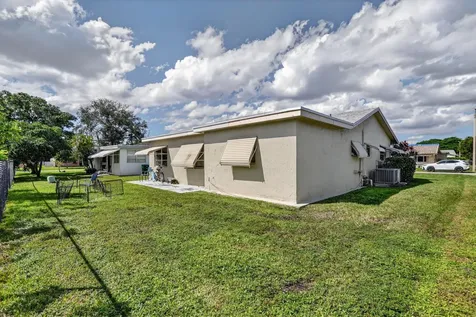 9806 NW 71st Street Tamarac FL 33321