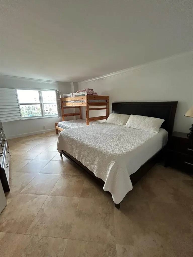 1200 Hibiscus Avenue Pompano Beach FL 33062
